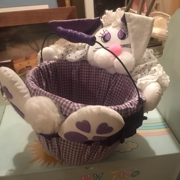 Rare Vintage 1970’s Easter Bunny Rabbit Basket